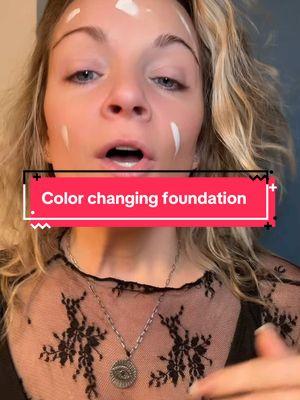 Forever bloom color changing foundation will always be my favorite. It matches to perfection every single time and it’s super hydrating. . : #colorchangingfoundation #colormatchfoundation #foundation #makeup #hydratingfoundation 