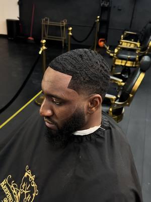 TOO EASY 🔥🔥🔥 #sirmilthebarber #keepingithandsome #njbarbers #njbarber #njbarbershop #worldwide #barbershop #haircut #foryoupage #fyp #barbering #njbarbershops #viral #viraltiktok #wave #hairwaves #waver 