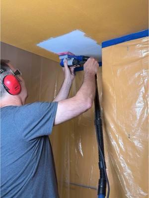 Today I’m using my Surfprep Electric Ray 3“ x 4“ sander to clean up the drywall patch I had to make in my ceiling when I ran wiring to a new subpanel in my garage.  The 3” x 4” blended in the edges nicely to the existing drywall surface and leveled out the entire drywall patch beautifully. I love how the vacuum automatically turns on when you start the sander. @SurfPrep_Sanding #sander #sanding #woodworking #woodworkers #finishing