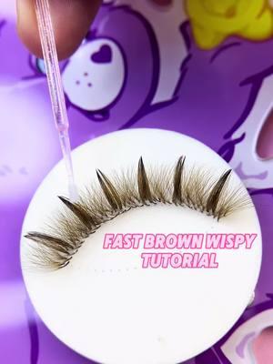 Fast brown wispy tutorial 👀 So pretty set using brown lashes and premade brown lashes🤩🤩 Check my bio link and shop now, do not forget the code CH15 for $$ saved! . . . . . #brownlashes #lashoftheday #lashextensions #lashtutorial #eyelashsalon #lasheurope #eyelash #eyelashvendor #lashuk #lashextensionsatl #lashartist #eyelashsalon #tdancelashes 