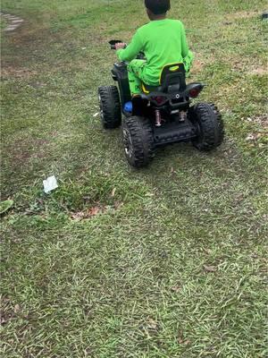 It was the best Christmas ever. Super fast shipping ordered on the 14th it arrived on the 17th. If you are looking for a ride on toy for your kid as a late Christmas gift or a birthday gift snatch this one up while on sale. #kidsrideoncars #kidatv #kids4wheeler 