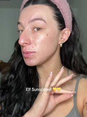 @elfcosmetics @e.l.f. Cosmetics This sunscreen will always be so gorgeous 💛 dont forget to wear your SPF!! #sunscreen #sunscreenreview #elfcosmetics #elfskincare #morningskincare #morningskincareroutine #glowysunscreen #fypシ #foryourpage #foryoupageofficiall 