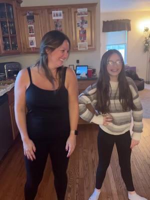 Trying out some Tik tok dances 😘 #momtok #daughtertok #BookTok #friendtok #fun #dances #trending #trends 