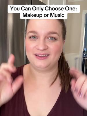 If you could only choose one, which would it be: makeup or music? 😅 #promakeupartist #makeupartistcheck #bridalmakeupartist #weddingmakeupartist #professionalmakeupartist #ctmakeupartist 