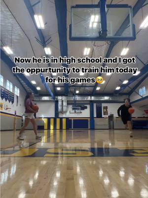 A fun fact about me is that I have a younger brother who is 10 years younger than me. This means he was dragged to my basketball games and a very young age and spent hours on hours in the gym. One day my mom told me that Brennen started to learn how to count because he would look at the score, figure out if the bucket was a 2 or 3, and then add onto the score. I thought this was special and unique. Well fast forward to this past weekend. Brennen is now a sophomore in high school and I was able to travel back to watch him play. He wanted to get a workout in and asked me to help him. This was a special moment for me because it was the first time I truly got to work out with my younger brother. After all, I don’t live close anymore. I know he is my brother but it made me think and appreciate that opportunity to give back to hoopers in this game. Brennen spent so much time whether he wanted to or not sitting in the gym watching me play so I could chase my dreams. The least I could do for him was give him a great workout and teach. This leads me to the question, “How are you giving back to the game”? I am going to leave that question for you to unpack because there are so many ways to do so. We all can make an impact and give back to the game that has been so good to us. #basketballtrainer #basketballtraining #basketballworkout 