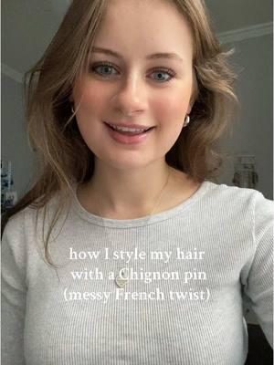 yay French twist!! Super easy, takes like 1 minute to do once you get the hang of it #hair #hairtok #hairstyle #easyhairstyles #frenchtwist #chignon #mediumhairstyles #fasthairstyle #quickhairstyle #hairtutorial #hairtutorials #tut #tutorial 