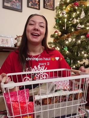 CHRISTMAS HAUL part 2! 🎁🤍✨ go watch part 3!! i am so grateful for everything 🥰 #christmas #christmashaul #christmasgifts #christmaspresents #whatigotforchristmas #hauls #haul #haultok #haulvideos #christmasgiftideas #presents #presentideas #giftideas #christmaseve #christmasday #christmastok #christmastiktok #fyp #foryou #giftsforher #haulaccount #holidays #holiday #christmasvideos #christmasgiftguide #giftguide #gifthaul #presents #presentideas #presenthaul 