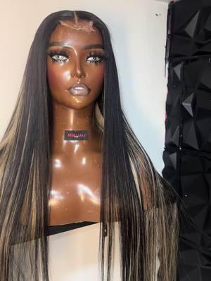 🥰 #beehive #imthatgirrrrl💅🏾 #hustontexas #beehive #philly #wigs #philadelphia #esthetician #units #blackwoman 