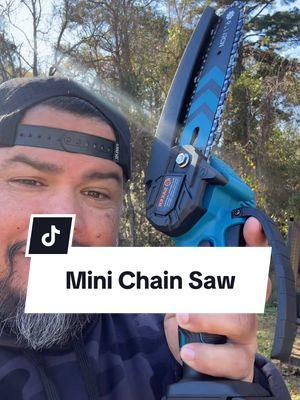 Make those small jobs even easier. #minisaw #DIY #camping #chainsaw #batterypoweredtool #tool 