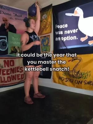 the new year is right around the corner ~ are you ready to tackle 2025 with strength and momentum? join The Kettlebell Snatch Lab on January 11th and learn everything you need to level up your snatch technique: ✔️ warm-up ✔️ technical breakdowns ✔️ personalized feedback ✔️ mobility + accessory tips ✔️ sport strategies Whether you're training to compete or just want to build out your snatch technique - this workshop will set the tone for a powerful year. 🎟️ secure your spot today - let’s make 2025 your strongest year yet! #fitness #personaltrainer #onlinecoach #kettlebellcoach #kettlebellsnatch #kettlebellsport 