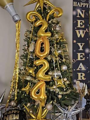 #tbt #newyear #2024 #2025 #newyearparty #añonuevo #findea #balloondecor 