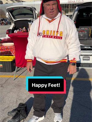 Happy Feet! #fypシ #happy #cold #shoes #boots #tailgateszn #feet #football #chiefs #nfl #comfort #mizuno #fun #tailgatingwithrod #tip #tailgateon 