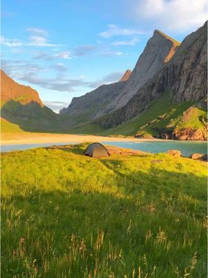 Scenes from my number 2 hike of 2024 ✨  📍Horseid Beach, Norway #norwaytravel #hiketokadventure #hikemore 