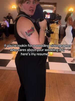 If you’re looking for a high energy timeless wedding video, I’m your girl ❤️  #weddingvideographer #2025bride #weddingfilm #2026bride #georgiaweddingvideographer #tennesseeweddingvideographer 