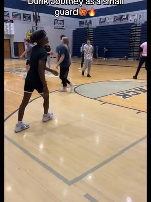 Y’all want the bounce workout?🤷🏾‍♂️🏀 routine #fypシ #fyp #viral #bouncy #basketball #dunkjourney 