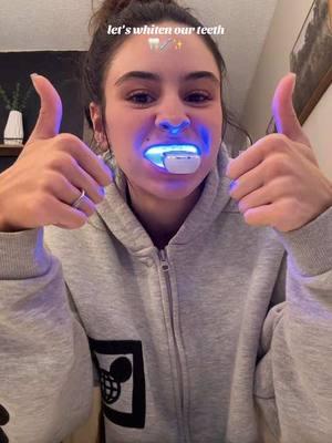 redoing this again today LOL @MySmile_US 🦷🫶🏻✨ #mysmile #mysmileteethwhiteningkit #mysmilewhiteningkit #mysmileteethwhiteningstrips #mysmileteethwhitening #fyp #whitenteethathome #contentcreator #contentcreation 