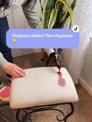 🚨 Stains, spills, and messes? Not anymore! The Shark® StainStriker is the portable solution that transforms your cleaning game. Carpets, upholstery—even pet messes! 🐾 I tried it, and  I’m impressed: powerful, compact, and easy to use. #cosasdemujeres #mujerlatinaenusa #raytips #cleaningtools #sharkstainstriker #amadecasa #cleaninghacks #señoralife #portablecarpetcleaner #shark @Shark Home 