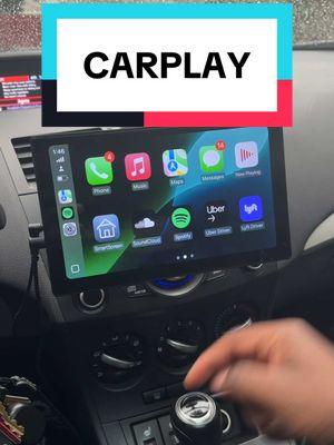 Get CarPlay in any Old Car with this CarPlay Screen #carsoftiktok #cartok #applecarplay #tiktokmademebuyit #carplay #caraccessories 