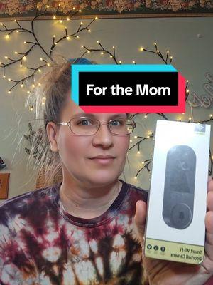 Best thing I got for my mom this year! #wirelessdoorbell #wirelessdoorbellcamera #TikTokShop #tikrokmademebuyit 