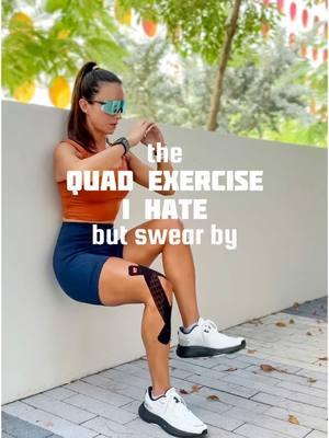 if you have any knee troubles, make sure you’re focusing on quad strength 💪🏼 wall sits are brutal but so good. Just get them done! #quadexercises #lowerbodyworkout #legday #legworkout #bodyweightworkout #runnersknee #kneeinjury #mclsprain #wallsits #homeworkout #strengthtrainingforwomen #strengthtrainingforrunners 