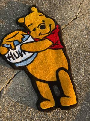 Who’s your favorite character from the Winnie the Pooh Adventures? 🧡💛  #winniethepooh #poohbear #winniethepoohmerch #winniethepoohrug #customwinniethepooh #winnie #christopherrobin #customrugs #handmaderug #customrug #rugznmugz #tufting #rugtufting #rugtok #tuftingrugs 