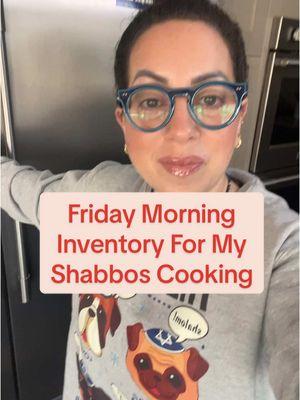 I already posted a video about this but I’ll share again. We will light the menorah before Shabbos begins tonight. And we won’t light tmrw nights menorah until after Shabbos ends and we say havdalah #jewishtiktok #shabbos #mealprep #cookingformyfamily 