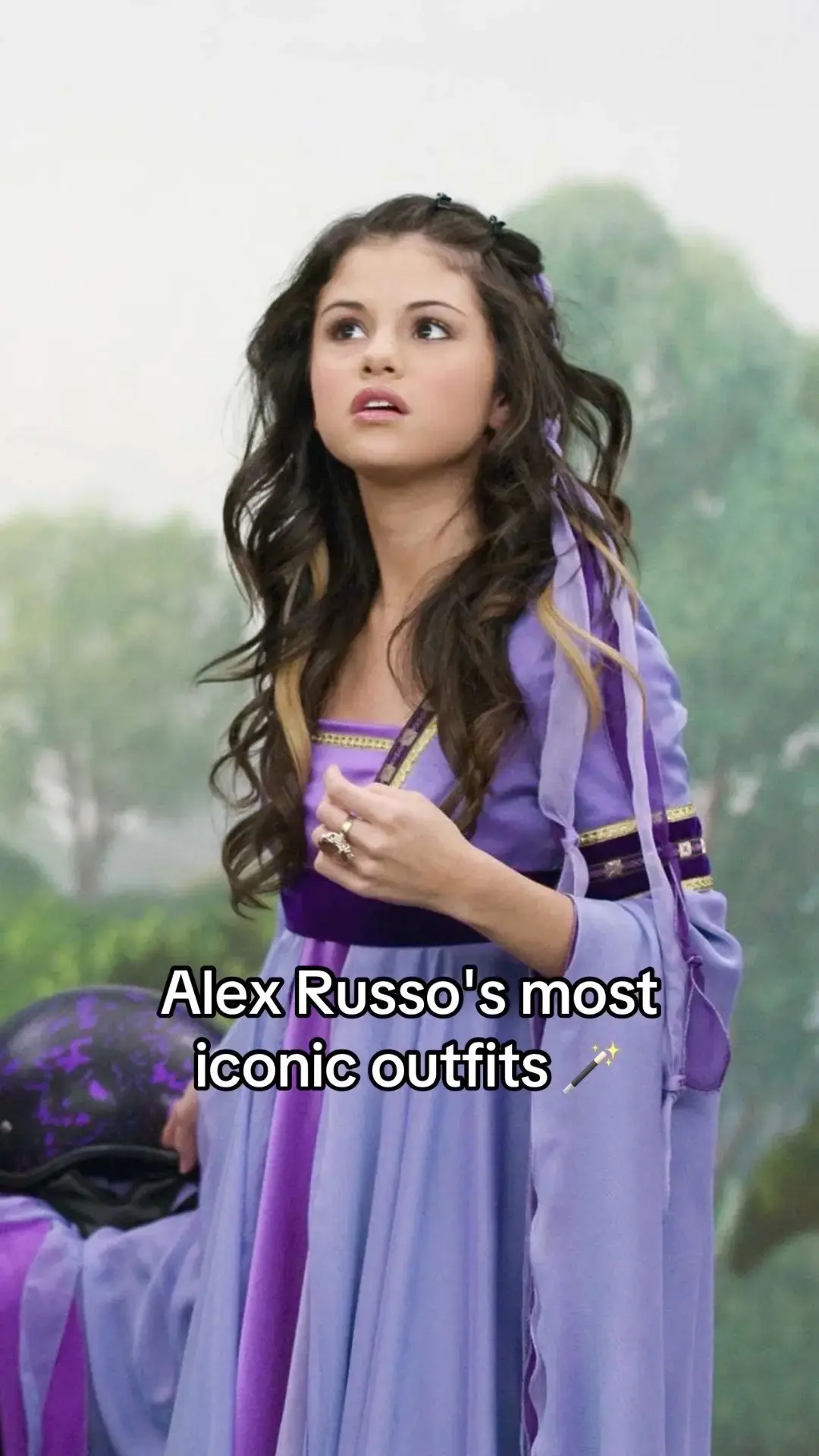 Which Alex Russo outfit is your fave? 🪄 #SelenaGomez #AlexRusso #WizardsBeyond #Outfits 