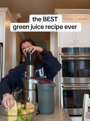 green juice recipe  3/4 lb spinach 2 lemons - peeled 1 pineapple - peeled 4 granny smith apples 2 inches ginger #juice #juicing #juice #holistic #holistichealth #greenjuice #greenjuicerecipe #spinachjuice #pineapple 