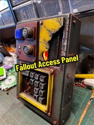 Fallout shelter access panel- sound and electrical failure lights #fallout #falloutboy #falloutprops #vaulttec for sale dm me 