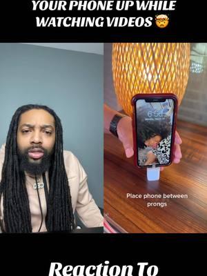 #duet with @DreamythingZ This is how you stand your phone up while watching videos 🤯 #LifeHack #lifehacks #howto #didyouknow #lifesbook_ceo #TikTokHacks #hacksandtips #todayyearsold #hacks 