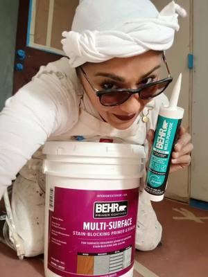 #WhatAreYouWorkingOn  Prep Primer and Paint 🫡 Ya Sela Saben! #Girlpainter #girlpower #nevergiveup #zazzz #yaselasaben #DIY #painter #painting #pintando #Pintora #MujeresEnlaPintura #fypシ゚ #WomensInPaint #Home #girlpainterstyle 