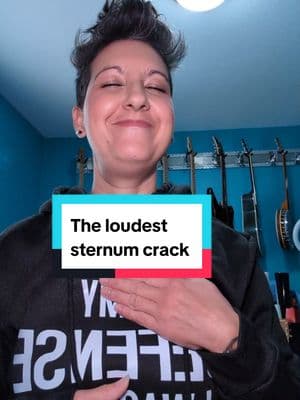 what was I gonna say? #crack #sternumcrack #sternum #feelsgood #thatsit #chiro #wtf #relief #ahh #neurodivergent #lookwhaticando #hypermobile #hypermobility 