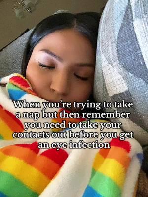 This is just a friendly reminder to all my contact wearers out there. Never ever sleep with your contacts in. Went 15 years taking naps in them here and there until it finally caught up to me and I got an eye infection 🙃 #eyecontacts #napping #eyehealth #friendlyreminder 