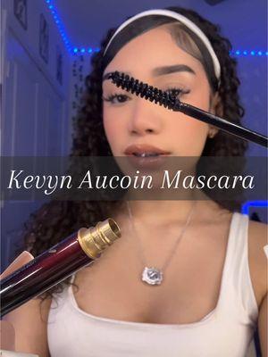 #kevynaucoin #beauty #makeup #mascara #bottomlashes #girlswant #musthaves #qualitymakeup #viralmakeup #foryoupage 