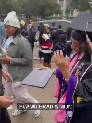 🎓 This is everything 🫶🏾 Congratulations Graduate! Can we leave some love below for this PVAMU grad and her mom below?! 👇🏾⁠ ⁠ 🎥: @Kayy🤫 ⁠ -⁠ HBCU | 2024 Grad | HBCU Grad | PVAMU | Class of 2024⁠ #hbcu #hbcubuzz #blackcollege #blackexcellence #blackgraduate #pvamu