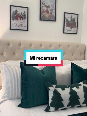 Espero que les guste mi nuevo decoración🎁🎄 Comenten que les gustó ❤️❤️🎁 #miespacio #hobbylobby #bathandbodyworks #amazon #homegoods #homedecor #decor#decoration #decoracion #casa #pink #viral #fyp #paratupage #hogar #trending #decoracionsensilla #CasaTikTok #sala #christmas #christmasdecor #recamara #recamarasdecoradas #RoomTour #room #bedroom #bedroomdesign #bedroommakeover #bedroomdecor #bedroominspo #green #greendecor #greendecoration #christmasdecorating #christmasdecorations #bedroomchristmasdecor #christmasdecoratingideas #christmastiktok #flowers #like #fyp #fypシ #fypシ゚viral #fypage #fyppppppppppppppppppppppp 