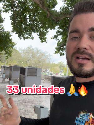 Hoy estamos haciendo mantenimiento a 33 unidades 🙏🙏#colderofmiami #fieldpiecetools #hvac #miami #flowswitch #work #hialeah #buanavista #hardwork #foryoupage #hardworkpaysoff #airconditioner #paratii #goodman #fyp #ac 