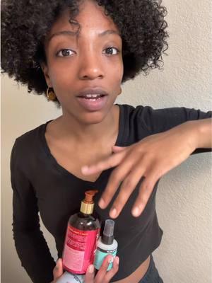 I’ve been using constant heat on my hair and it’s been working out great for me 🤎 #blowdryhair #heatprotectant #naturaltok #curlyhairproducts #thedoux 