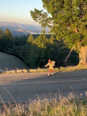 one of my favorite spots to skate at home 🌅 #longboard #skatelife #californialove 