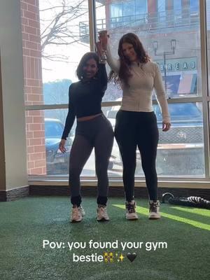 Your sign to go to the gym with your gymsis✨👯‍♀️  @Liz_FitZone  #gymmotivation #GymTok #gymgirl #gimnasio #gymrelatablee #creatorsearchinsights 