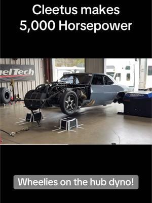 Cleetus makes 5000 horsepower! #dragracing #cleetusmcfarland #streetoutlaws #noprepkings #racecar 