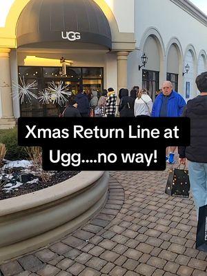 I'll never understand the rush to return. Come back in January. #funandstupiditywithmatt #ugg 