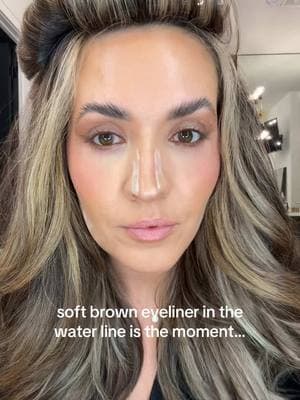 Billie said so. I’ve been doing it for years and it really is the best 😄 #waterline #Eyeliner #brownliner #softbrowneyeliner #browneyes @makeupbymario 