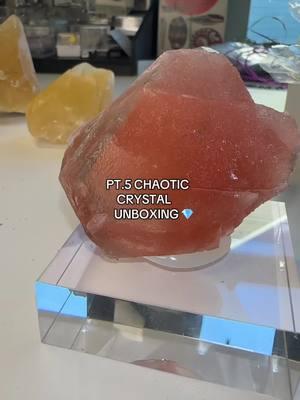 posting my drafts till the new year!! So excited to update everyone<3 #fluorite #calcite #gems #minerals #gwindelquartz #unboxing #crystalshop