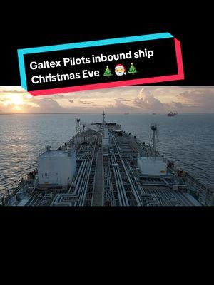 #GaltexPilots Unit #17 and Galveston Santa(ME) boarding, anchoring and disembarking the #HellasRavenger on #ChristmasEve.  We surprised Captain Athanasios and crew with some Galtex goodies for Christmas 🎅🎅.  May they have a Merry Christmas and prosperous new year. @user14382496332 on the 2800hp sleigh #PilotboatGalveston. #viewfromthepilotboat  #viewfromthebridge #timelapse #gopro #POV #pilotladder #mariners #galvestonpilots #pilotboatlife 