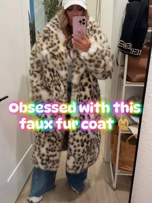 My favorite faux fur coat from TikTok shop #TikTokShop #tiktokshopfinds #fauxfur #mobwifewinter #mobwife 