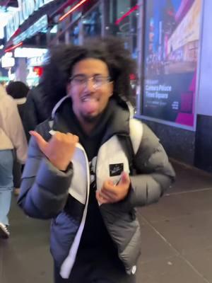 Gotcha 😹🫵🏾 #timesquare #nyc #jerz 