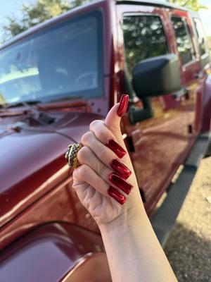 Christmas Set ! Something Different From All The Sets I Usually Get, Starting With The Shape .. Years Using Almond .. A Little Change Never Hurt Anyone 🥰♥️✨  @Karmina Rodriguez De Always Slaying 💅🏻 ! #fyp #mcallentx #rgv #956 #cosasdelamarly #christmas #christmasset #nails #rednails #chromenails #merrychristmas #somethingnew @Wildside Nails 