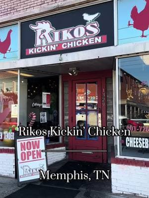 I have nothing bad to say about @rikoskickinchicken baby I was so impressed. 10/10 experience. I can’t wait to go again 😋 #travelingfoodie #foodieadventures #memphisfoodie #memphisfood #foodreviews #foodreel #foodcritic #memphiswings #hotwings #localeats #eatlocal #Foodie #catfish #tacos #chicken 