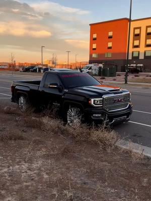 Bañadita 🧽 ✨ #fyp #fypツ #paratipage #droppedtrucks #loweredtrucks #trucktok #trucksoftiktok #gmc #sierra #truckinaround #cammedtrucks  